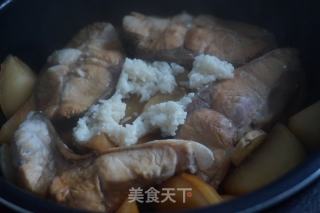 萝卜炖鱼的做法步骤：10