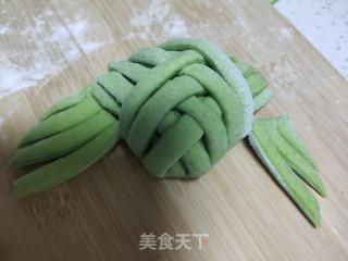 红枣菠菜汁花卷的做法步骤：13