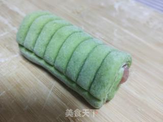 香肠毛毛虫花卷的做法步骤：12