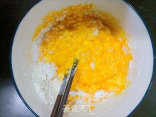 辣白菜煎饼的做法步骤：2