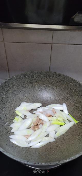 大葱炒肉片的做法步骤：4