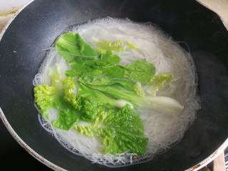 红虾鸡蛋面的做法步骤：5