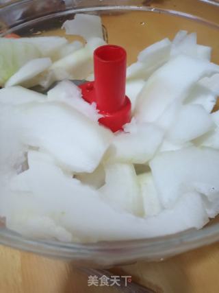 冬瓜馅饺子的做法步骤：2