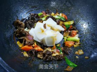 木耳鸡蛋炒年糕的做法步骤：5