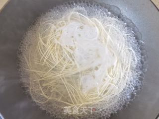 鲍鱼片生日面的做法步骤：13