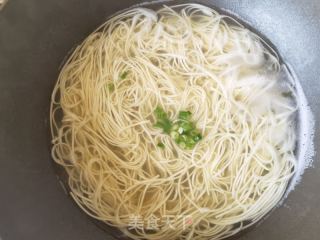 鲍鱼片生日面的做法步骤：15