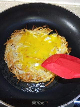 葱花土豆鸡蛋饼的做法步骤：11