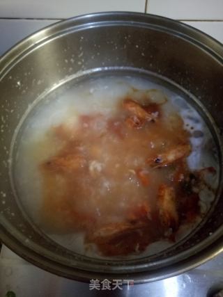 西红柿鲜虾粥的做法步骤：6
