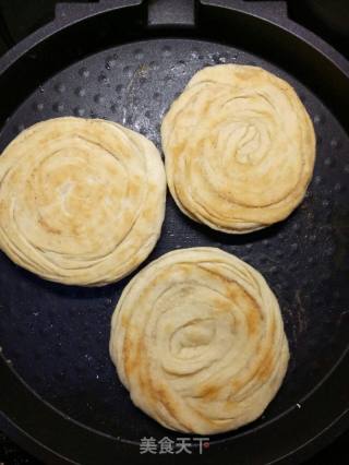 盘丝发面饼的做法步骤：11