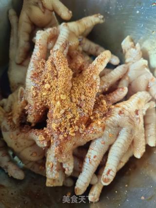 蒜香鸡爪的做法步骤：3