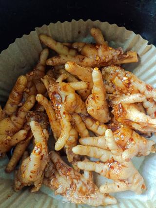 蒜香鸡爪的做法步骤：5