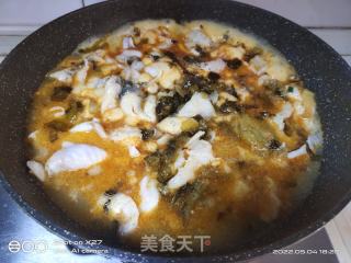 葱爆酸菜鱼的做法步骤：6