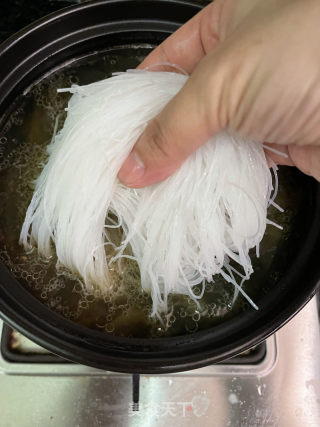 鲜虾粉丝煲的做法步骤：8