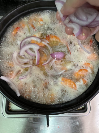 鲜虾粉丝煲的做法步骤：10