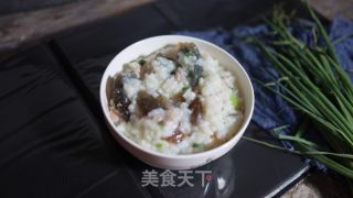 葱香皮蛋瘦肉粥的做法步骤：9
