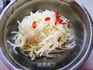 凉拌苤蓝的做法步骤：4