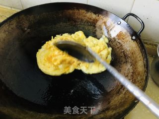 西红柿洋葱炒鸡蛋的做法步骤：3