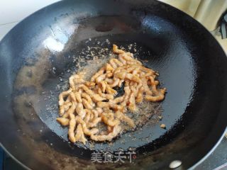 尖椒炒肉丝的做法步骤：4