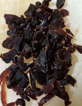 冰糖黄精黑米粥的做法步骤：1