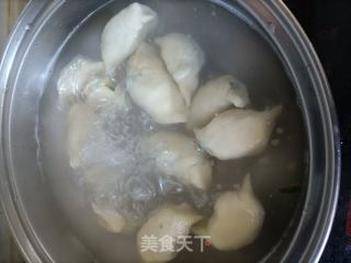 韭菜油条碎水饺的做法步骤：15