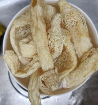 西洋参竹荪乌鸡汤的做法步骤：5