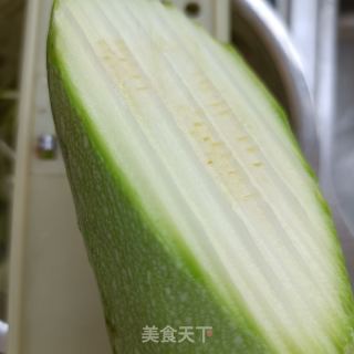 西葫芦拌乌鸡的做法步骤：1