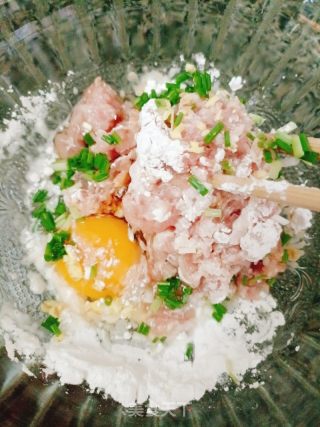 油豆腐塞肉的做法步骤：4