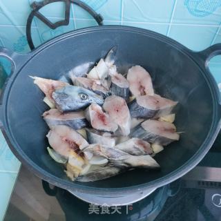 洋葱烧鲅鱼的做法步骤：6