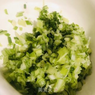 蒲公英饺子的做法步骤：7