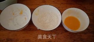 油炸洋葱圈的做法步骤：1