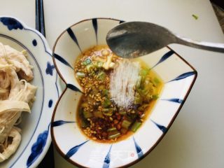 蘸水手撕鸡脯肉的做法步骤：9
