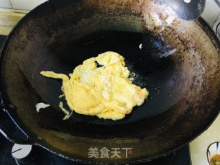 莴笋炒鸡蛋的做法步骤：3