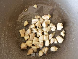 蒜苔炒鸡腿肉的做法步骤：7