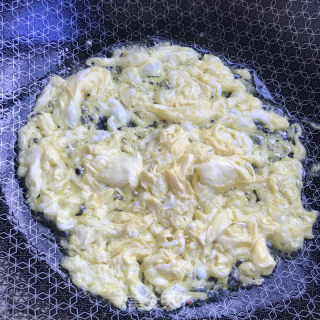 番茄鸡蛋拌菠菜面的做法步骤：4