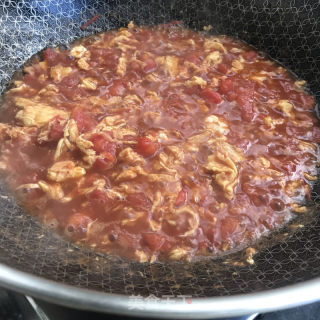 番茄鸡蛋拌菠菜面的做法步骤：5