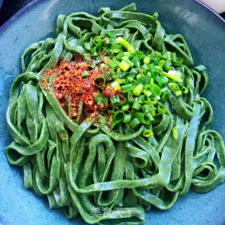 番茄鸡蛋拌菠菜面的做法步骤：9