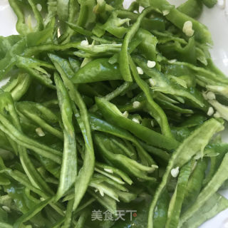 青椒炒腊牛肉的做法步骤：3