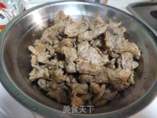 青菜洋葱炒肉片的做法步骤：3