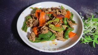 青菜洋葱炒肉片的做法步骤：9