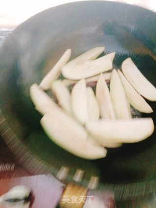 红烧茄子的做法步骤：3