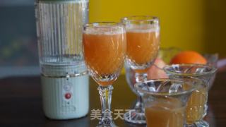 蜜桃乌龙茶和橙子汁的做法