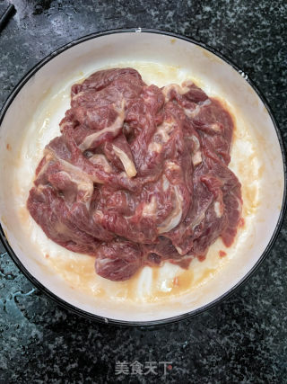 牛肉粉丝煲的做法步骤：3
