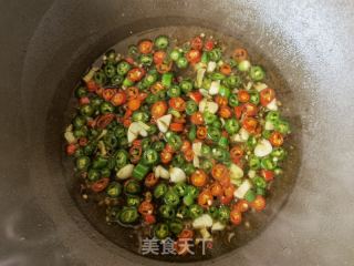 青红椒烩撒尿牛丸的做法步骤：9