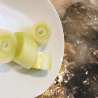 清炖鸡腿的做法步骤：7