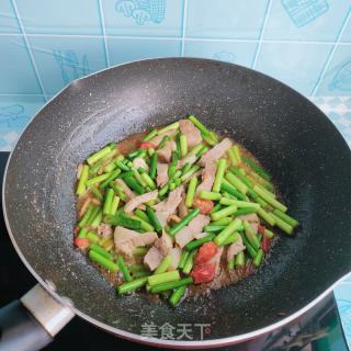 蒜薹炒肉的做法步骤：8
