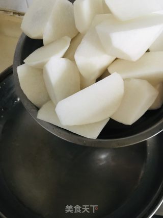 萝卜瑶柱龙骨汤的做法步骤：6
