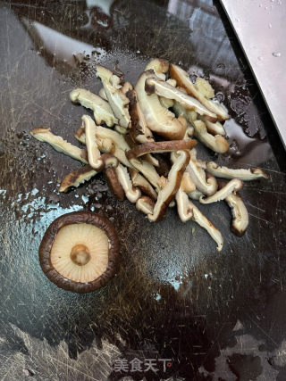 炒咸面线的做法步骤：7