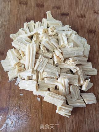 蒜苔炒腐竹的做法步骤：2