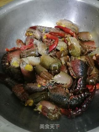 麻辣小龙虾的做法步骤：2