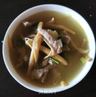 黄花菜肉丝汤的做法步骤：8
